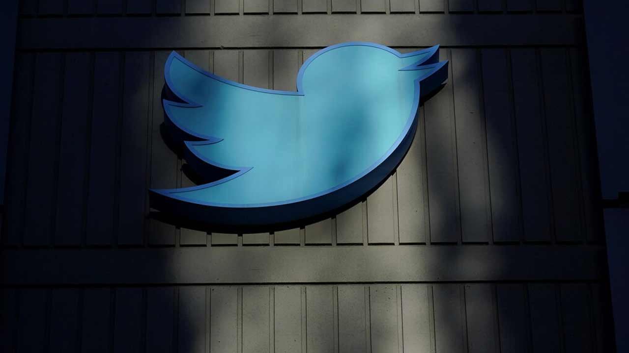 Twitter relanzará suscripción con insignia azul este 12-Dic